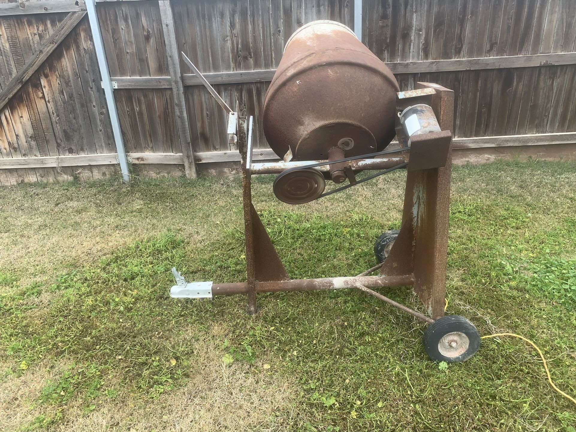 Cement mixer With tamper for Sale in Tulare, CA OfferUp