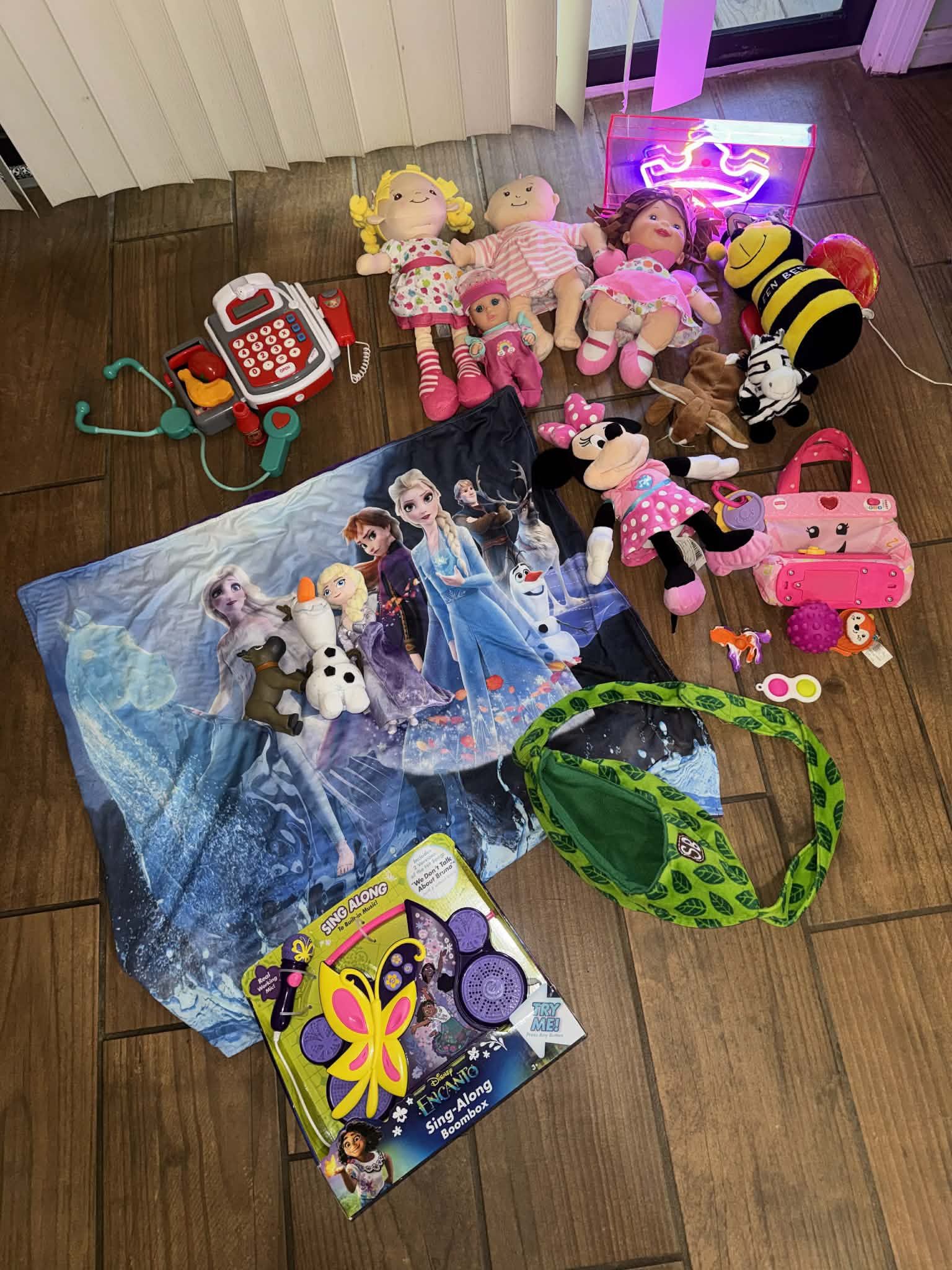 Baby girls toy bundle 3+
