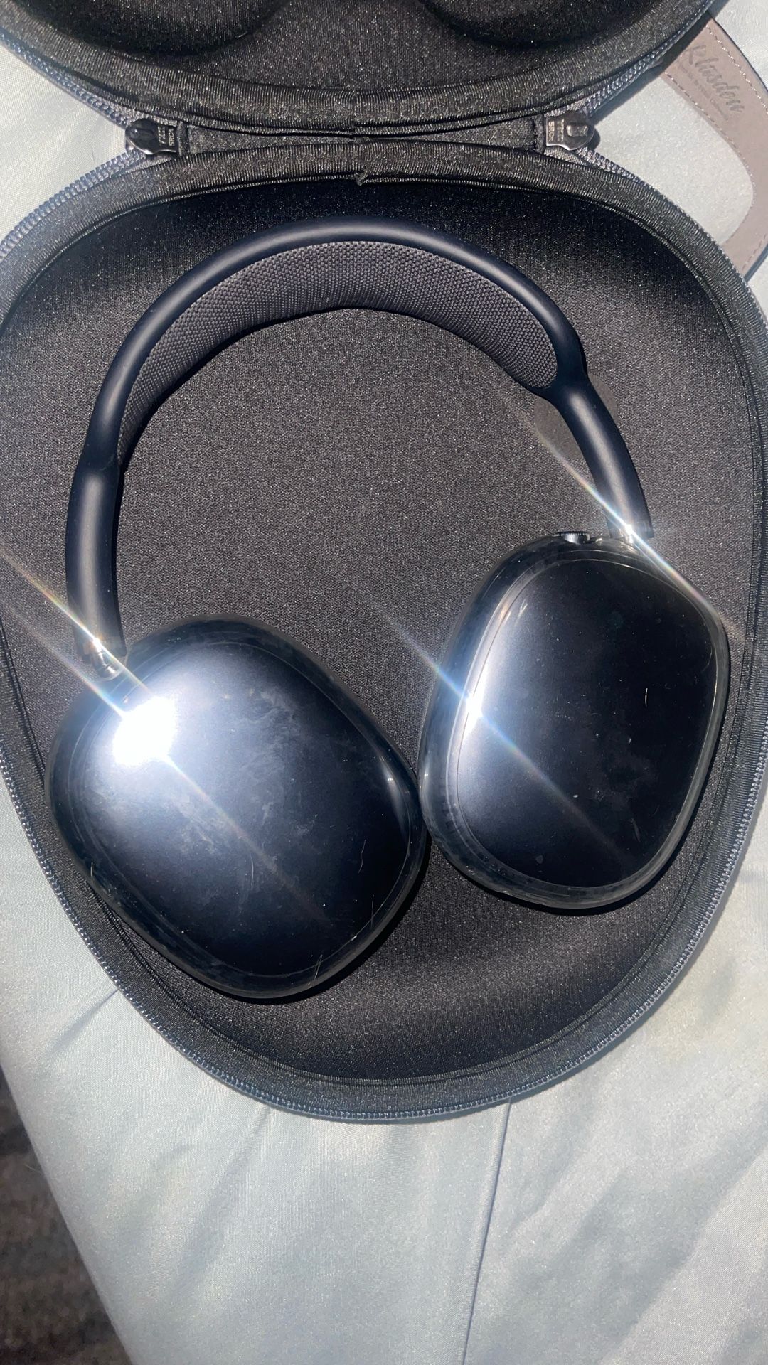 Apple AirPods Max - Midnight - USB-C