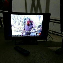 Dynex 19" TV with Remote