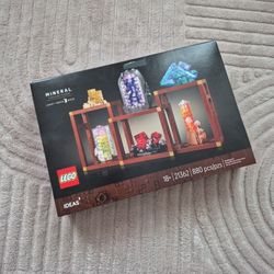 Brand New Lego Minerals Collection 