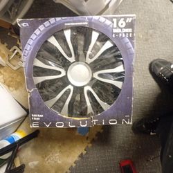 Evolution 16" Wheel Cover 4 Pack