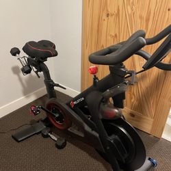 Peloton Bike
