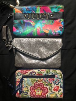 Wristlet bag