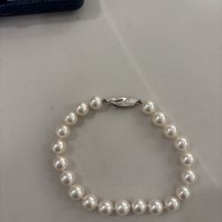 Mikimoto Pearl Bracelet 