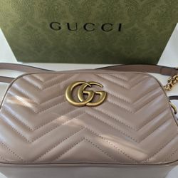 Small GG Marmont chain shoulder bag