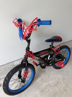 Marvel Spiderman 16” bike with removable training wheels