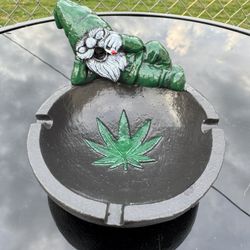 The Gnome Ashtray