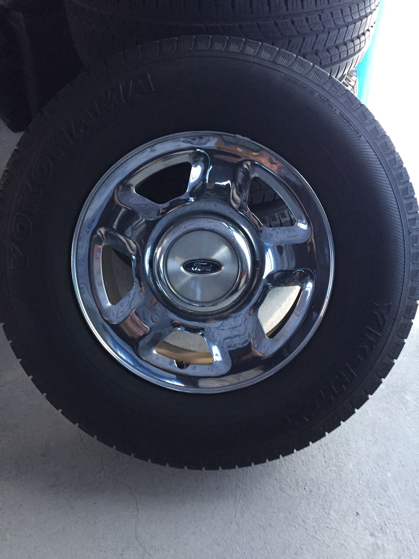 Tire n rims f150 ford