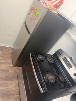 Stove & refrigerator