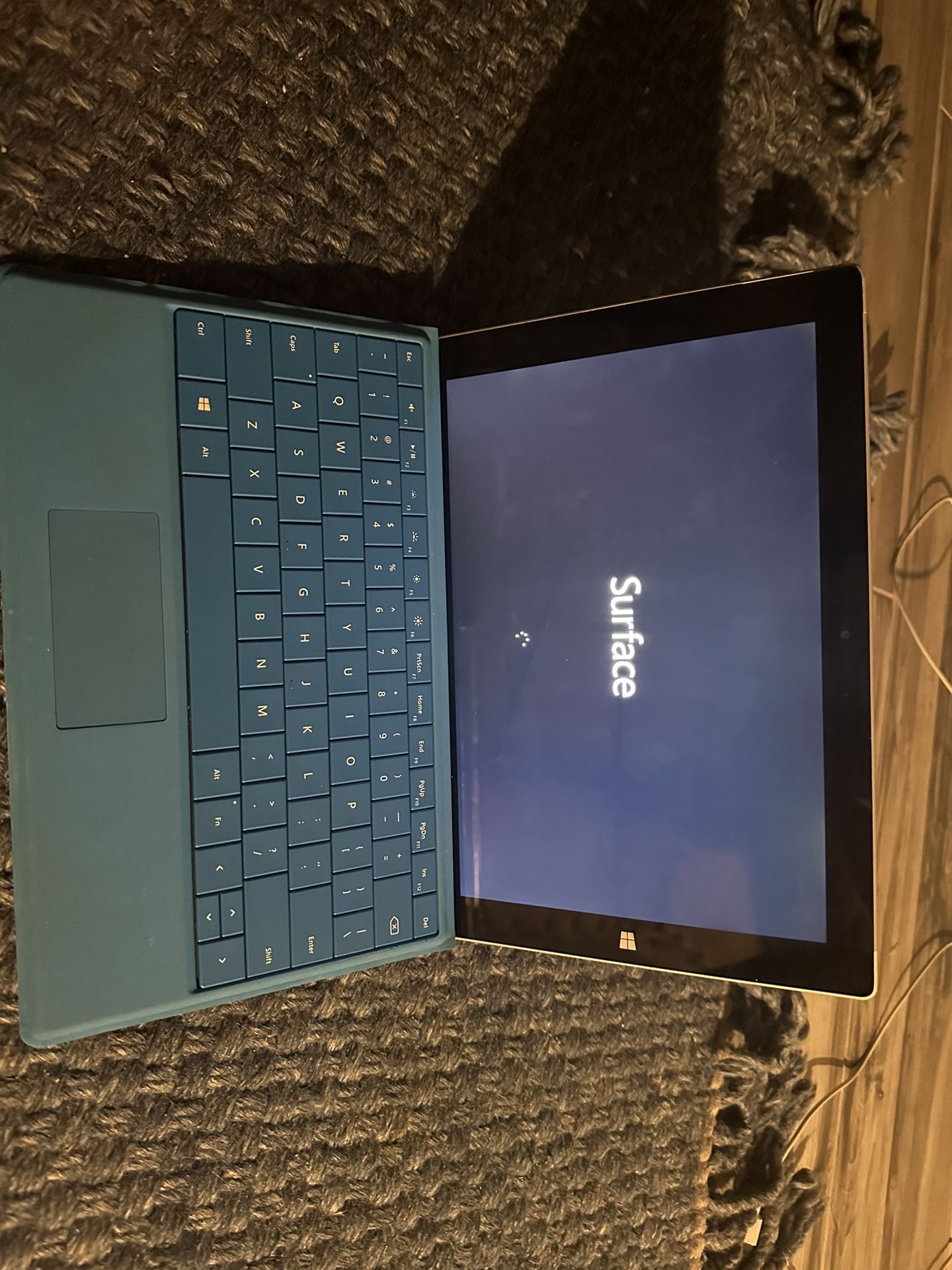 Microsoft Surface Lap-Top