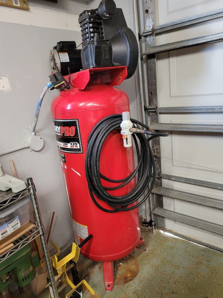 Air Compressor Husky Pro 135psi