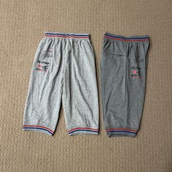Youth's half joggers sweatshorts, size M