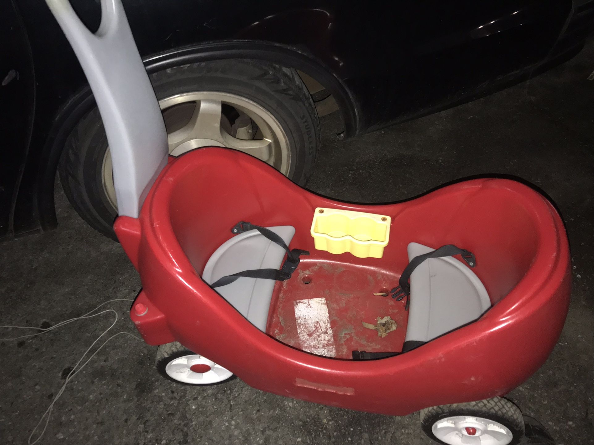 Nice step two kids to Cedar wagon only $35 firm