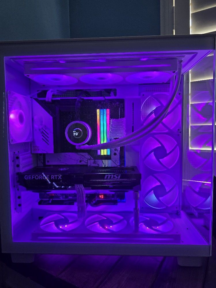 Ryzen7800X3D,5080RXT,2TB,ASRock X670E Taichi Carrara,32gbRAM,6000,1000W,