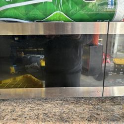 LG Microwave 