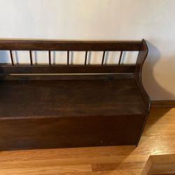 Bench w/storage