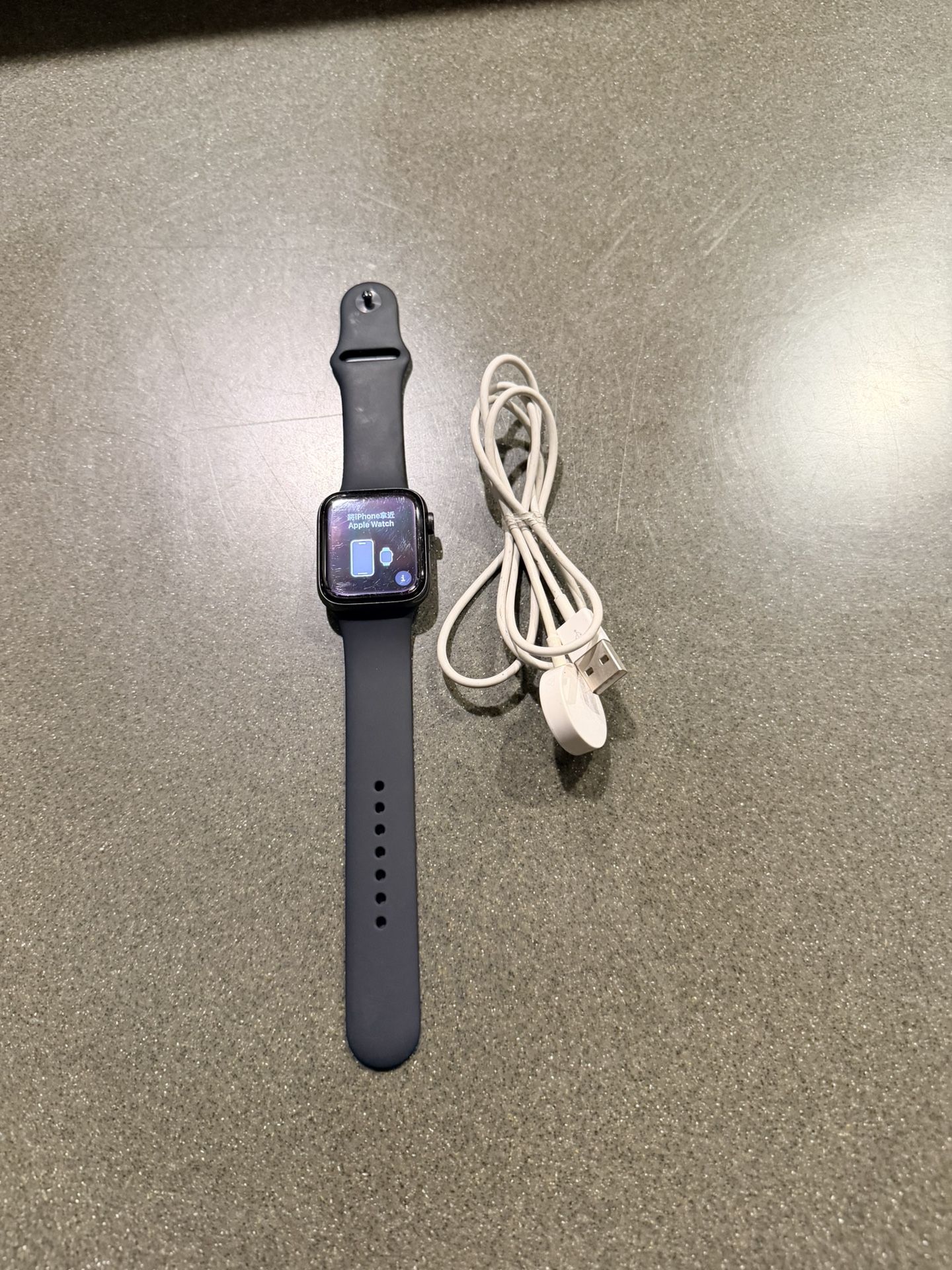 Apple Watch SE 44mm 2nd Generation Aluminum