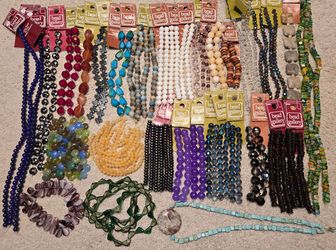 Lot (AJ) of Assorted Bead Strands