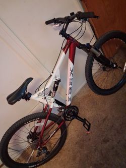Like new ibex mountain bike