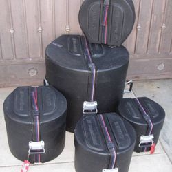 Humes & Berg Enduro 5pc Drum Set Padded Hard Cases. 10" 12" 14" toms, 22" bass drum. 14" snare