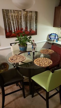 Round glass kitchen table with chairs