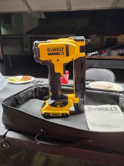 Cordless Cable Stapler