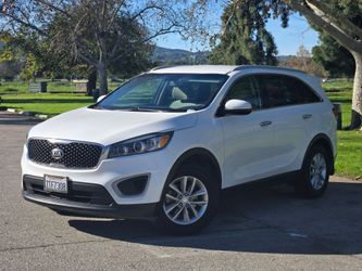2016 Kia Sorento LX Sport Utility 4d