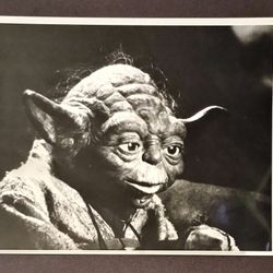 Yoda Star Wars Jedi Movie Portrait Actor 8x10 Glossy Black And White Vintage Still Photo Picture Collectible