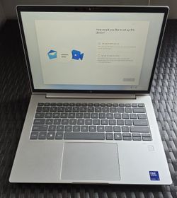 HP EliteBook 640 G11 – 14" Business-Class Notebook | Windows 11 Pro | Ultra 5 Processor