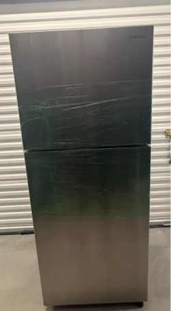 Samsung 15.6 Cu. Ft. Top Freezer