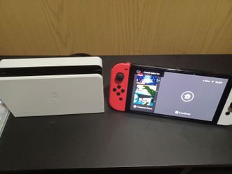Switch oled with 4 games