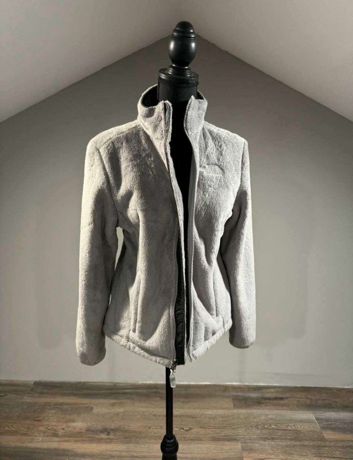 Like New North Face Osito Gray Small