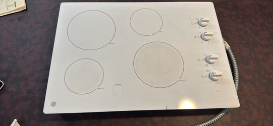 GE® 30" 4 Burner Element Radiant Electric Cooktop w/ 2 Power Boil Burners
