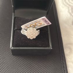 10K WHITE GOLD DIAMOND RING SIZE 6