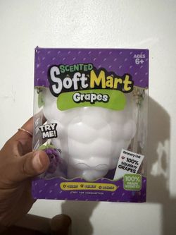 Color changing grape squishy