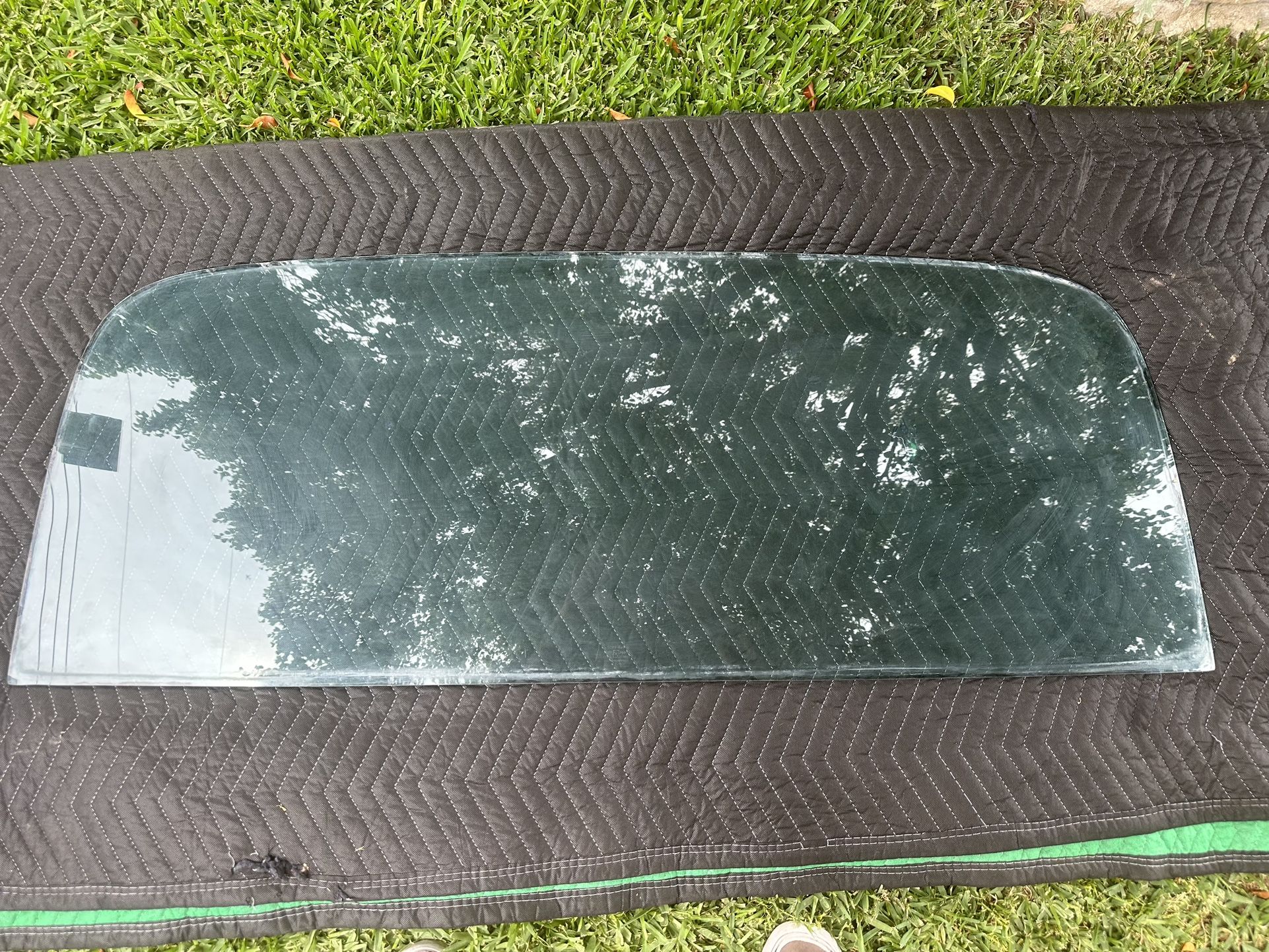 64 65 66 67 GM A Body Wagon Back Window Glass