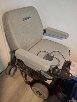 Hoveround Power Wheelchair