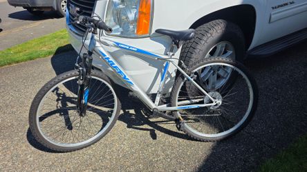 26in Huffy Highland bike
