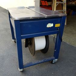 Strapping machine