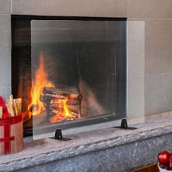 New Other GarveeHome Freestanding Fireplace Tempered Clear Glass 29"x39", Screen