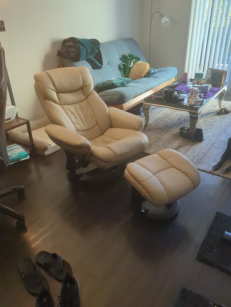 Recliner 2 Piece