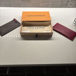 Louis Vuitton Wrist Clutch with Wallet 