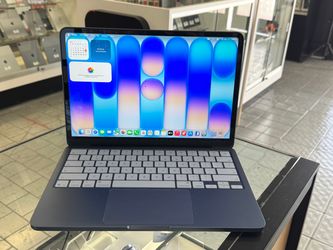 Macbook Neo A18 Pro 8GB 256GB Pre-owned