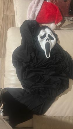 Scream Halloween costume