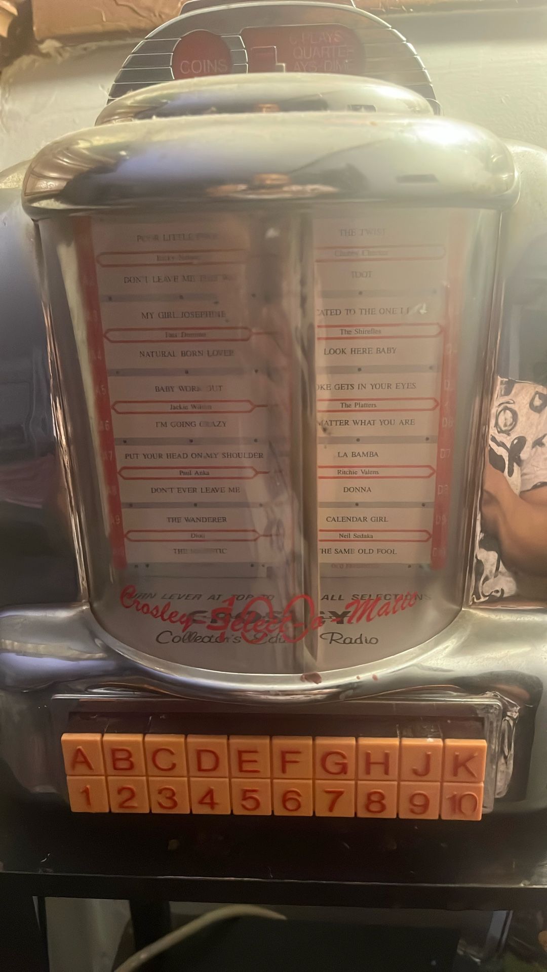 Antique Crosley Collectors Radio