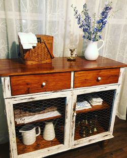 Antique cabinet 🎨hand painted