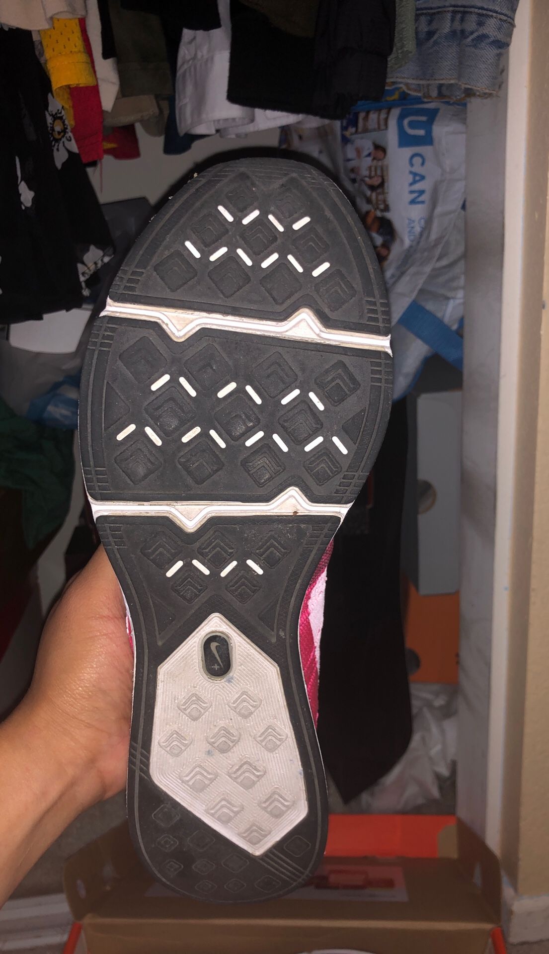 PINK BREAST CANCER NIKE FLYKNIT TRAINER OFF WHITE SUPREME JORDAN RETRO KANYE TRAVIS SCOTT