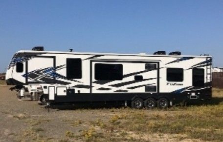 2020 Keystone Fuzion 429