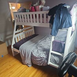 Full twin bunk bed